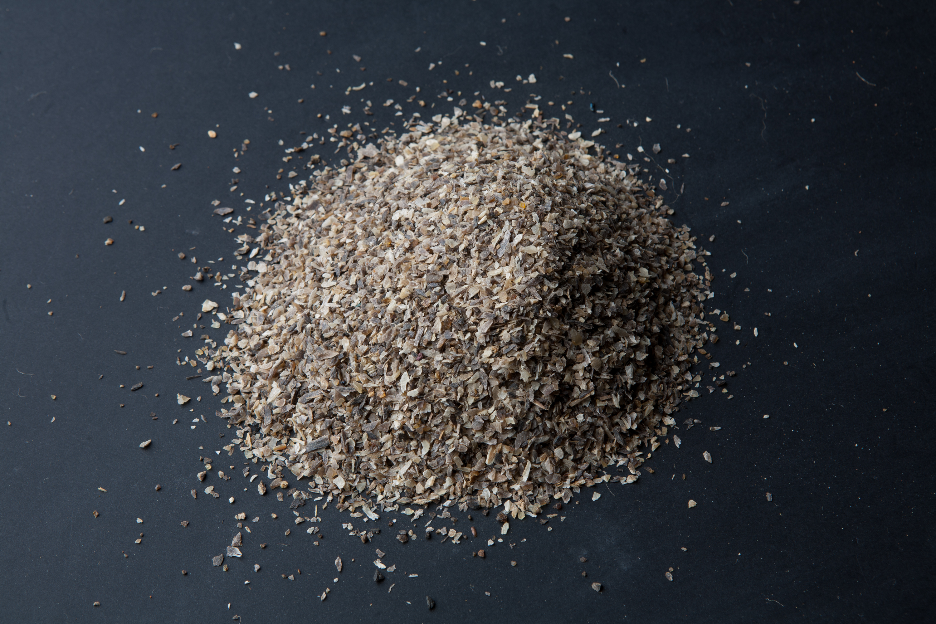 Crushed Hoof and Horn animal bones supplies for glue